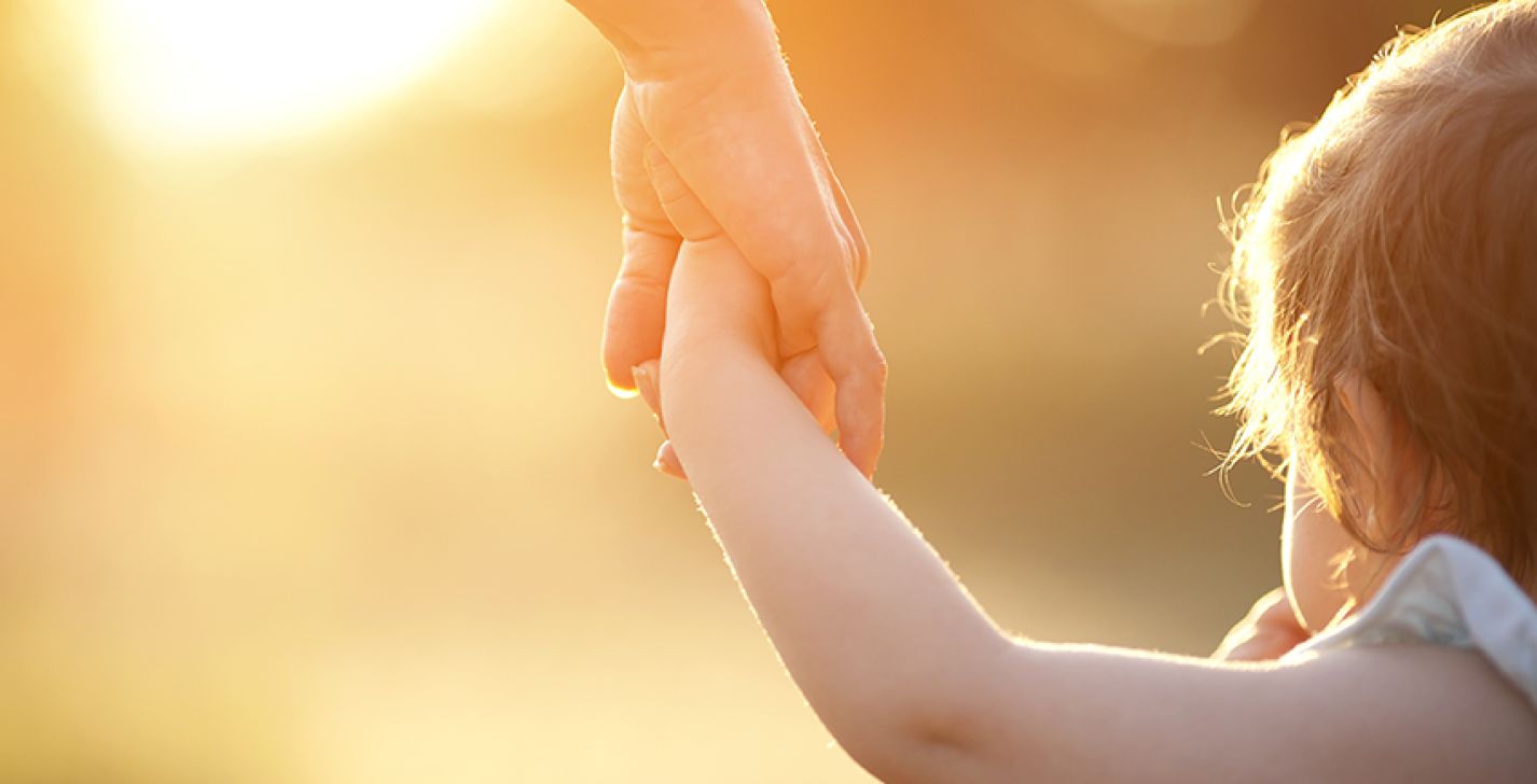 Image illustrant l'actualité "Chômage temporaire pour force majeure pour les travailleurs lorsqu’il est impossible pour leur enfant de fréquenter la crèche, l’école ou un centre d’accueil pour personnes handicapées en raison d’une mesure corona" du 11-07-2022