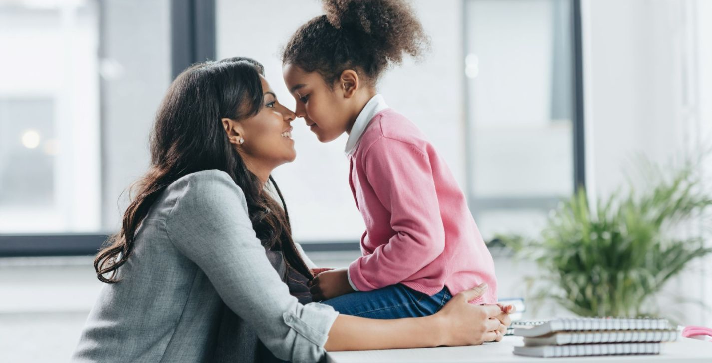 Image illustrant l'actualité "Chômage temporaire pour force majeure pour les travailleurs lorsqu’il est impossible pour leur enfant de fréquenter la crèche, l’école ou un centre d’accueil pour personnes handicapées en raison d’une mesure corona" du 11-07-2022